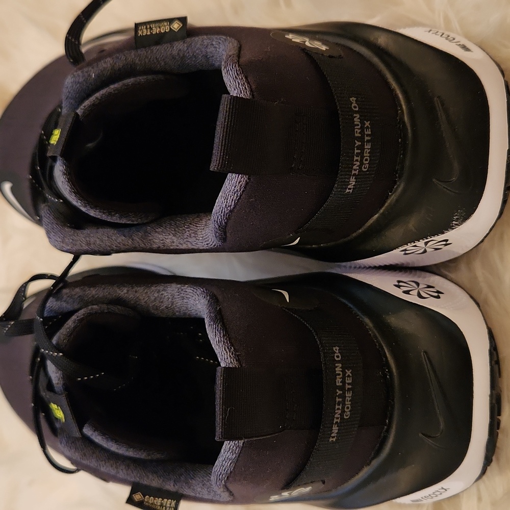 Nike ReactX Infinity Run 4 GORE-TEX Black-White-Anthracite-Volt US Size 11 - Picture 8 of 17